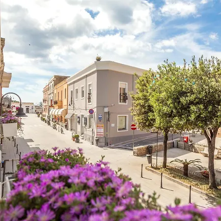 Aras Boutique 维拉西米乌斯