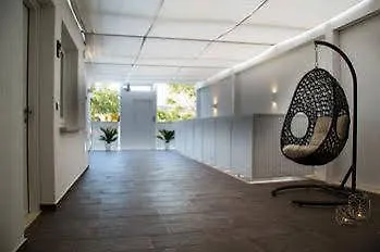 Aras Boutique מלון 3*